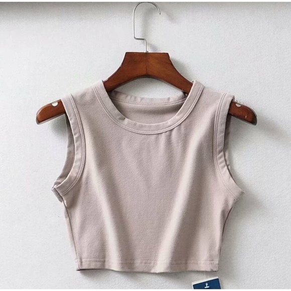 Tops - CROPPED KHAKI O-NECK TANK TOP